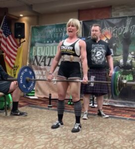 Polli deadlift win powerlifting