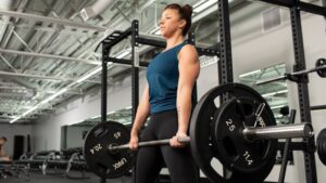 how-to-burn-fat-while-building-muscle-header-830x467