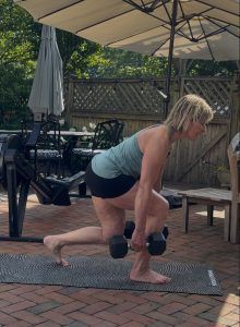 polli kickstand deadlift