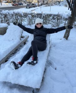 Polli on snowy lounge